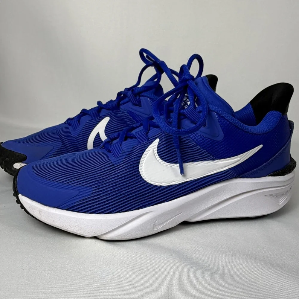 Nike kids' Star Runner Cobalt Blue Sneakers Size 5.5Y